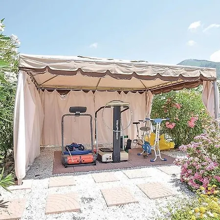 Holiday home Tortora Marina Holiday Sleeps 16 With Pool And Air Con Praia a Mare