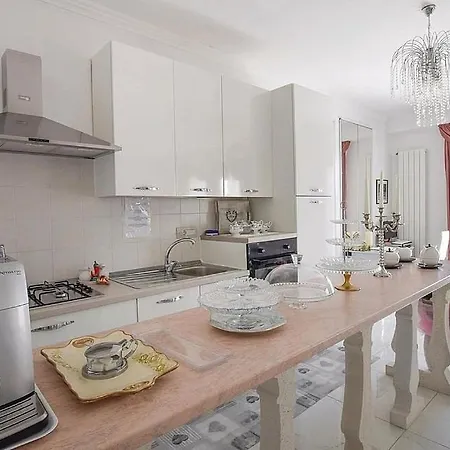 Holiday home Tortora Marina Holiday Sleeps 16 With Pool And Air Con *