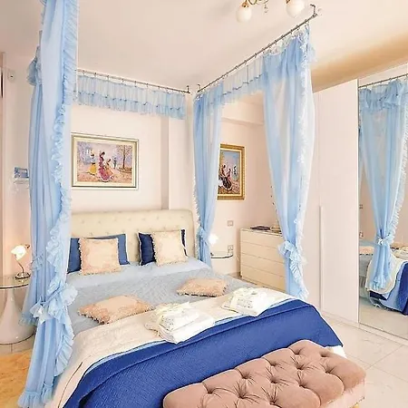 Tortora Marina Holiday Sleeps 16 With Pool And Air Con Holiday home